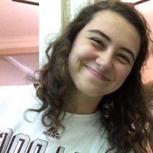 Meet your Posher, Lydia